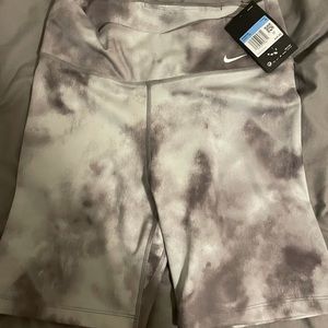 nike biker shorts